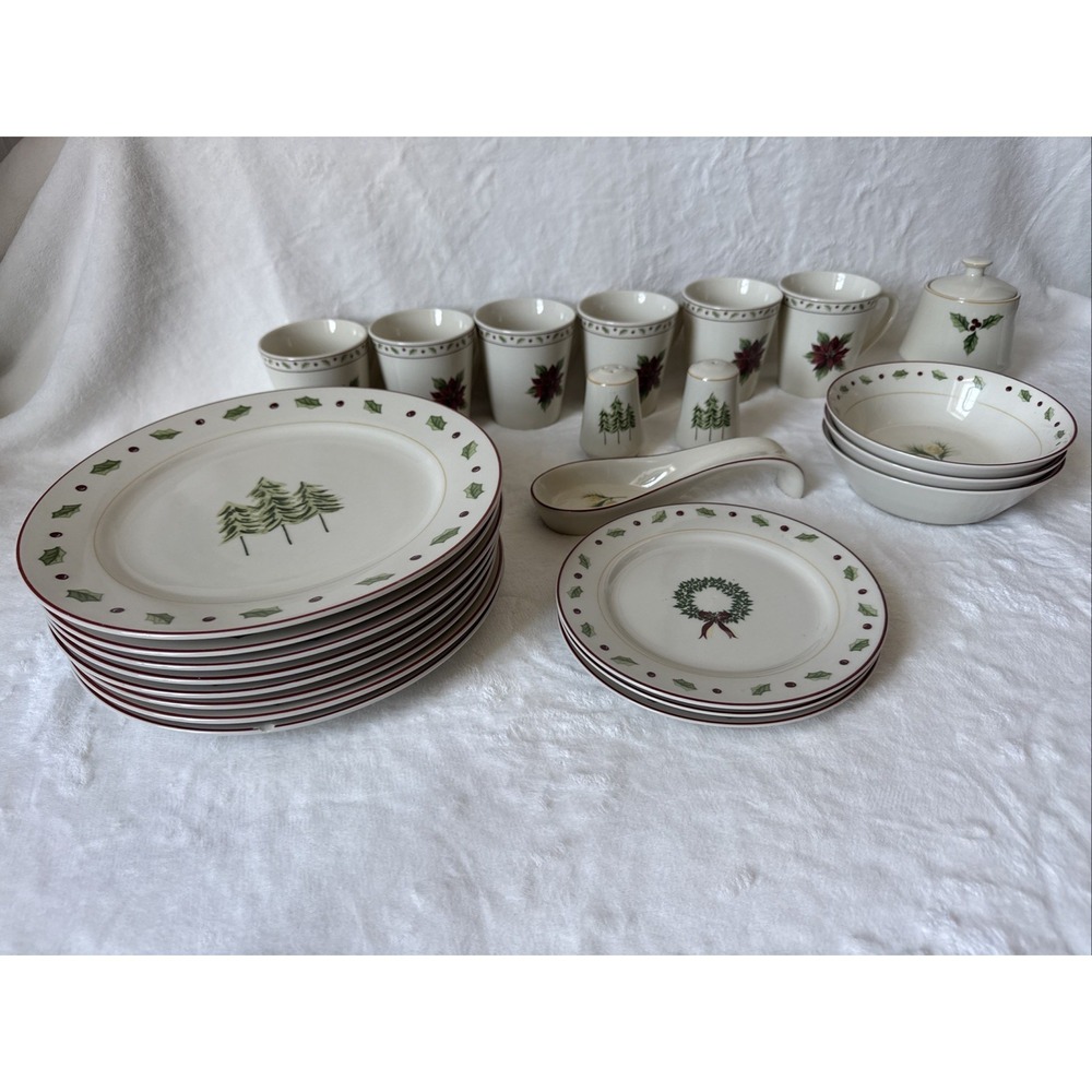 Merry Brite 24 Piece Set Christmas 8 Dinner 3 Salad Plates 3 Bowls 6 Mugs & More
